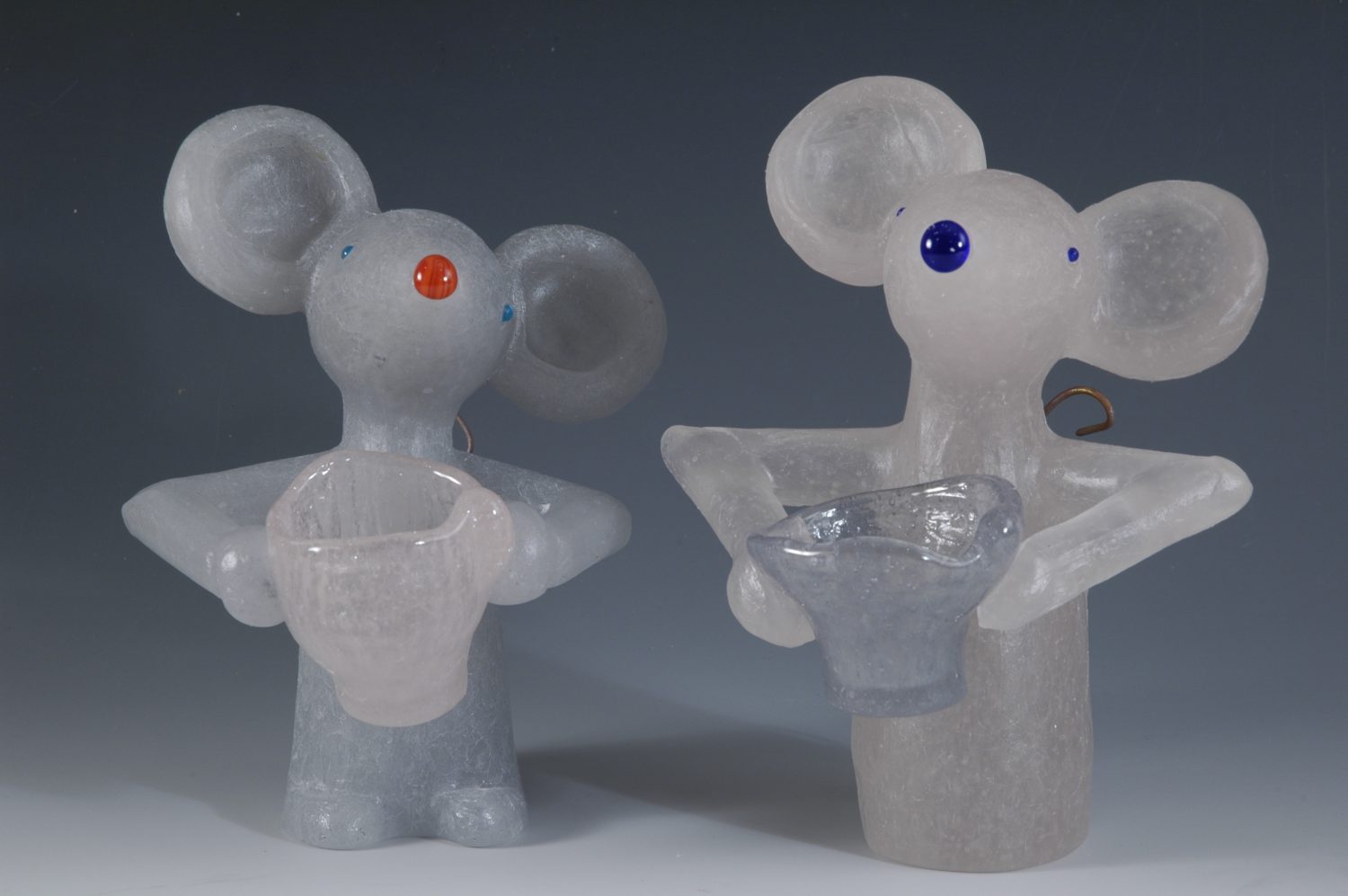 'Pink Mouse With Grey Vessel' & 'Grey Mouse With Pink Vessel' May 2021. M.Reekie. H17,W15,D15cm. H16,W13,D17cm.